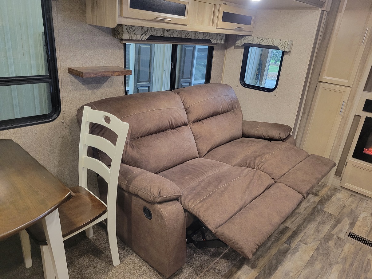 2019 Coachmen Catalina Legacy, $ 15,995