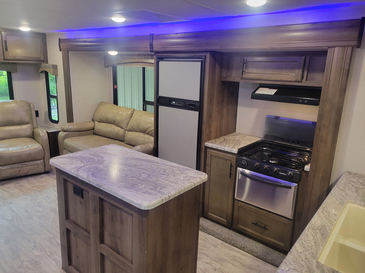 2018 KZ Sportsmen Connect, $ 21,995