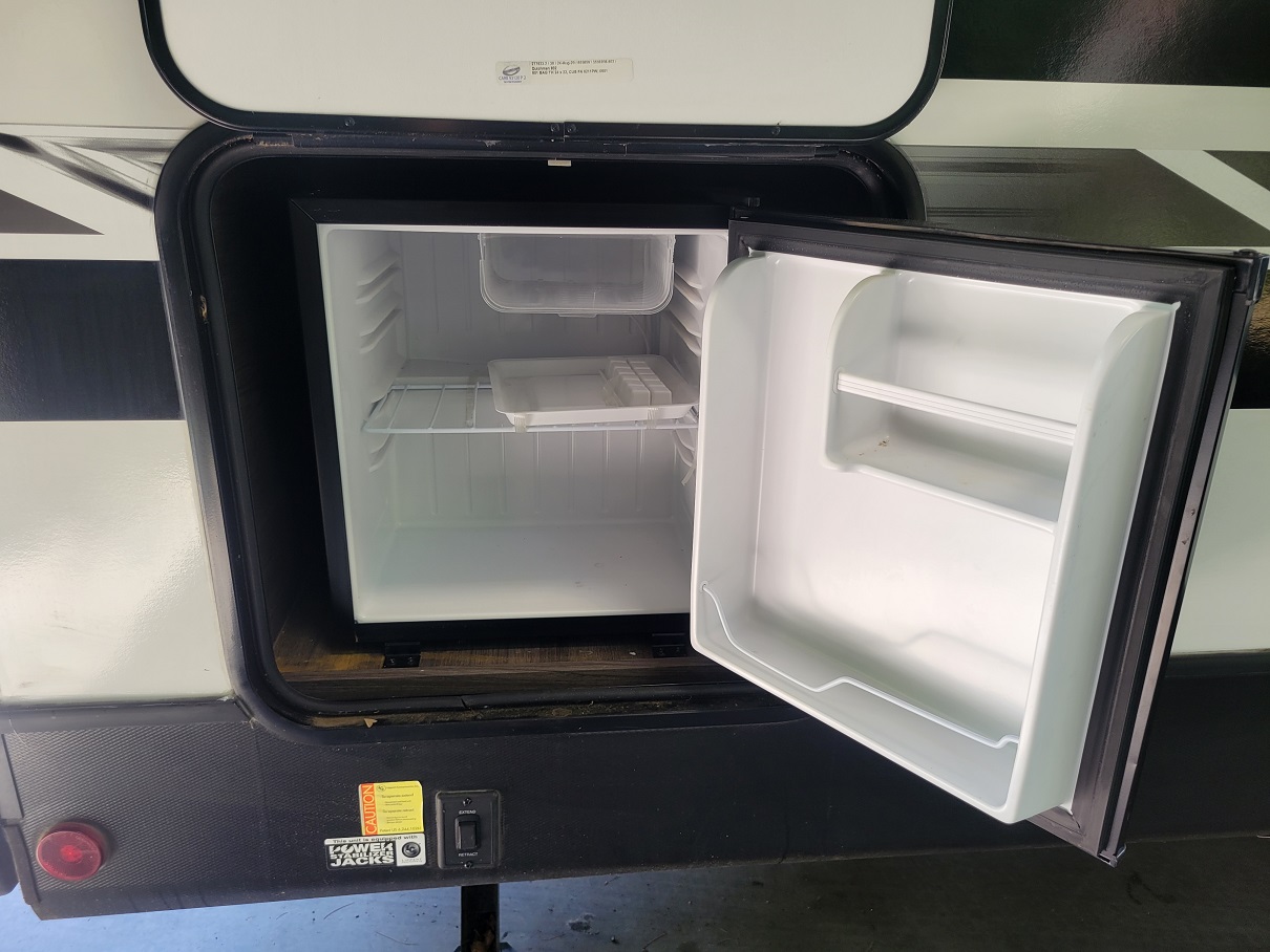 2021 Dutchmen Kodiak Ultra-Lite, $ 21,995