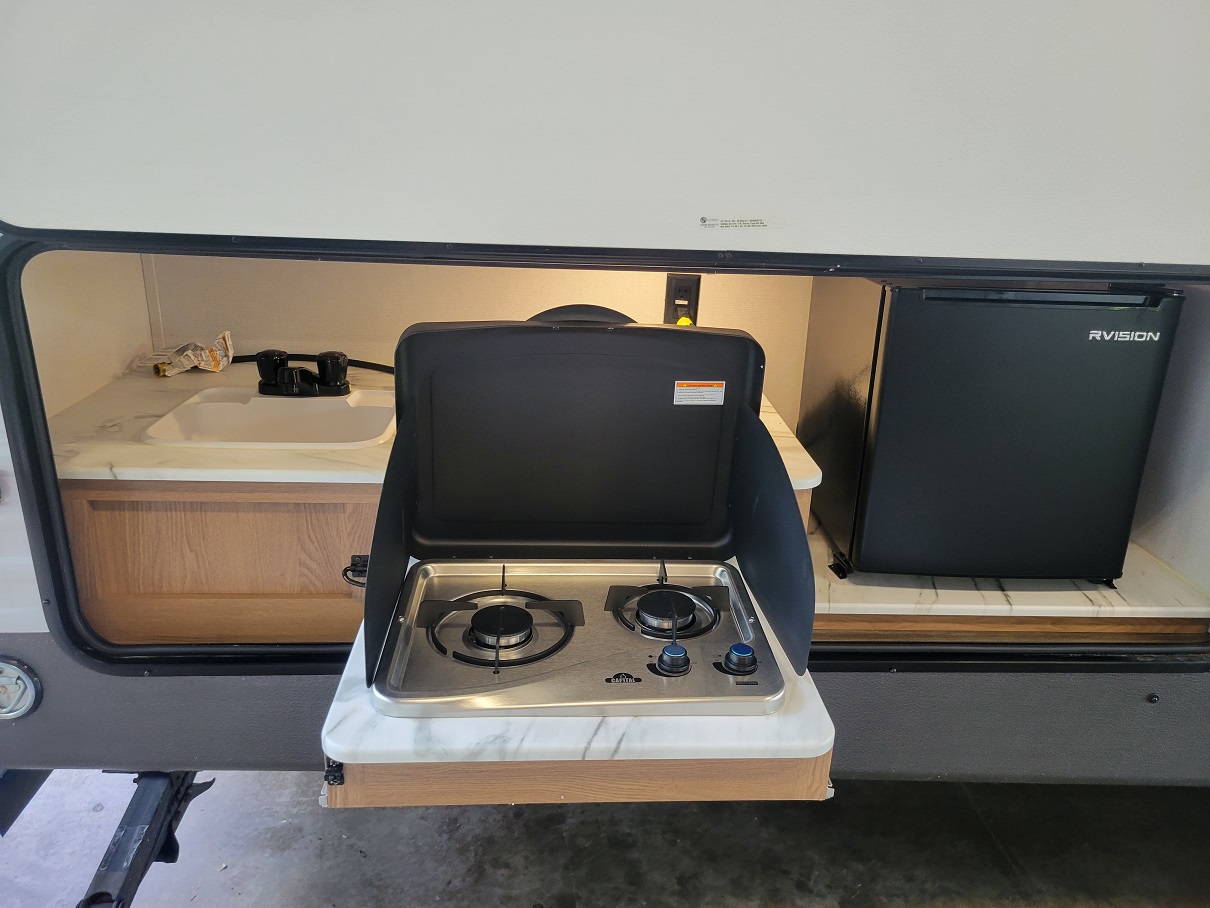 2022 Prime Time Manufacturing Avenger, $ 21,995