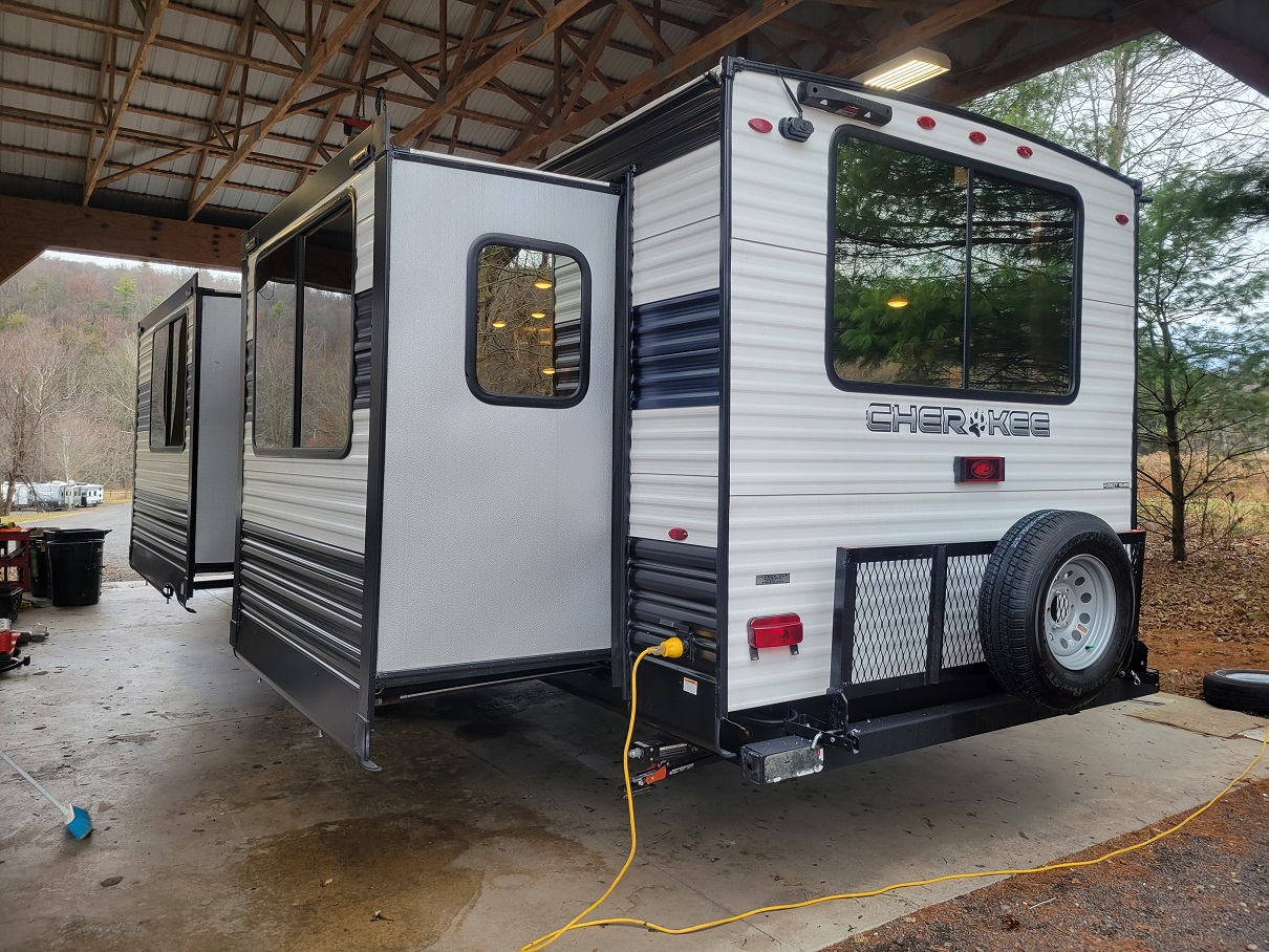 2023 Forest River Cherokee Grey Wolf Toy Haulers, $ 31,995