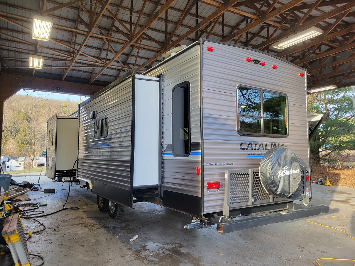 2023 Coachmen Catalina Legacy, $ 33,995