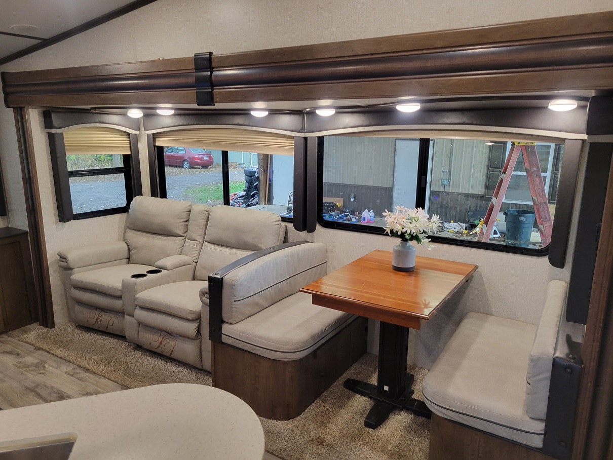 2020 Keystone Cougar, $ 27,995