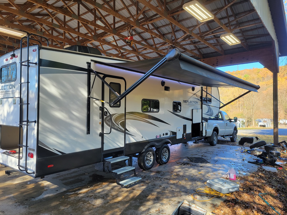 2022 Grand Design Reflection, $ 37,995