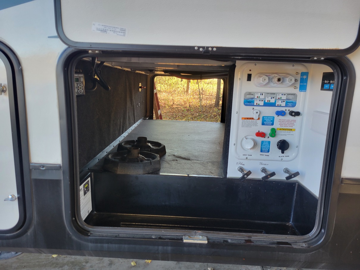 2022 Grand Design Reflection, $ 37,995