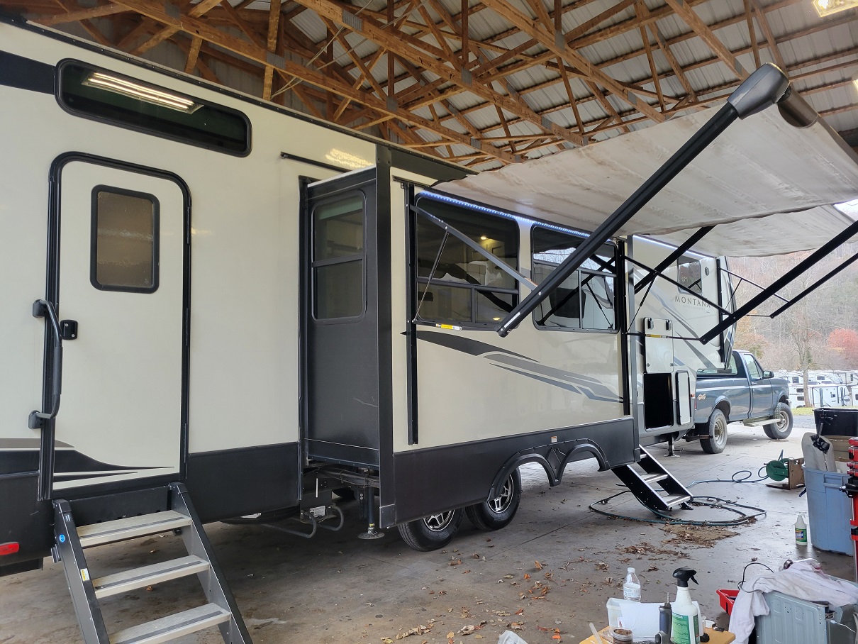 2020 Keystone Montana High Country, $ 39,995