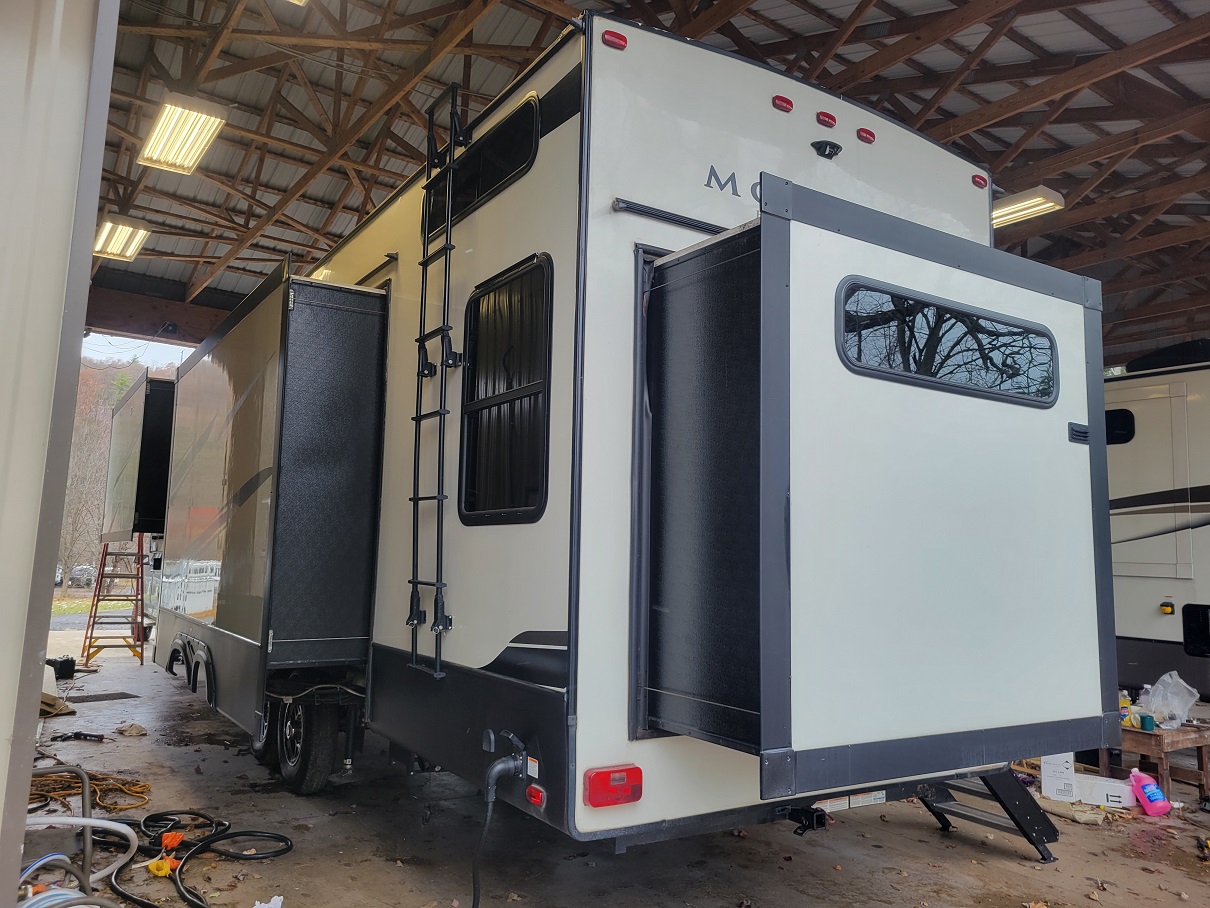 2020 Keystone Montana High Country, $ 39,995