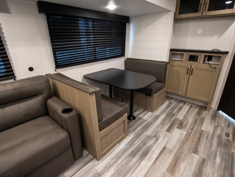 2026 Jayco Jay Flight SLX 262RLS, $ 41,024