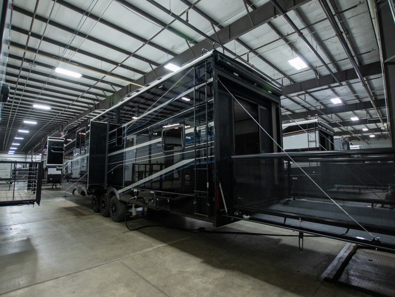 2026 Jayco Seismic 395, $ 156,947