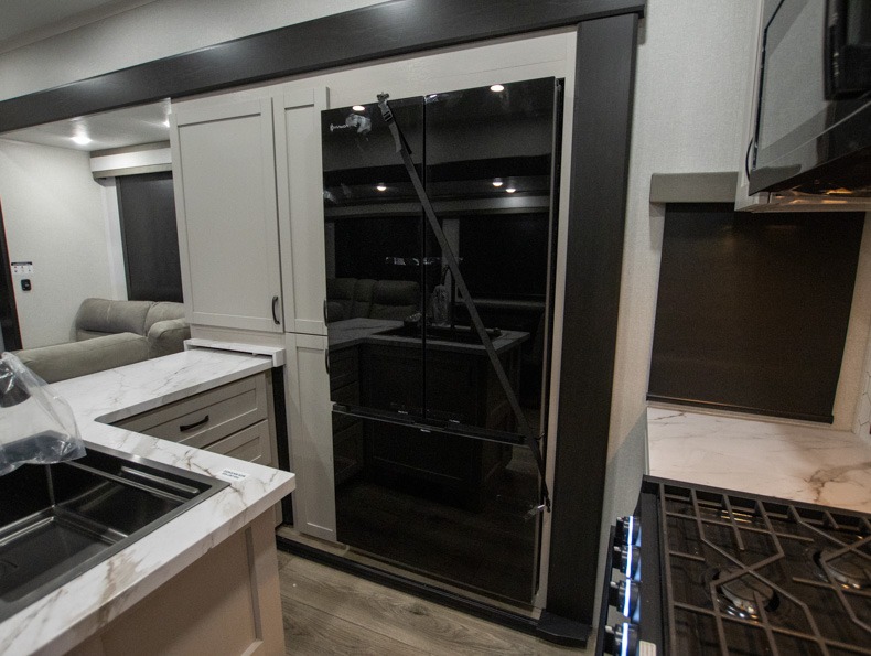 2026 Jayco Seismic 395, $ 156,947