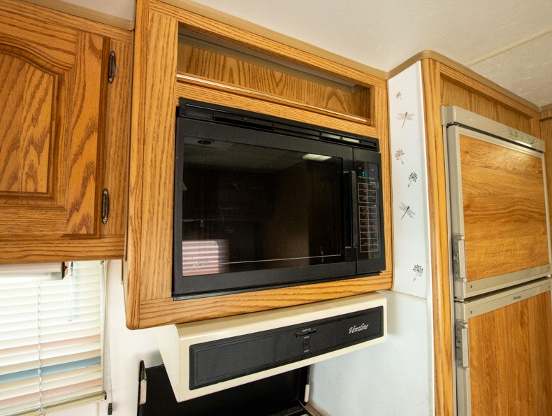 1991 Holiday Rambler® Aluma Lite 31CBXS, $ 0