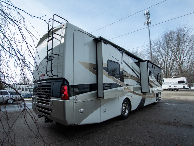 2010 Tiffin Motorhomes Allegro Red 36 QSA, $ 0
