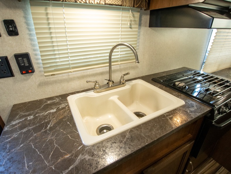 2017 Jayco Jay Flight SLX 212QBW, $ 0