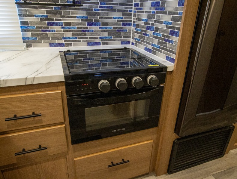 2023 Prime Time Manufacturing Avenger LE 25FLSLE, $ 0