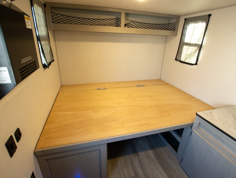 2024 Coachmen Clipper 12000 Series 12000ROK, $ 0