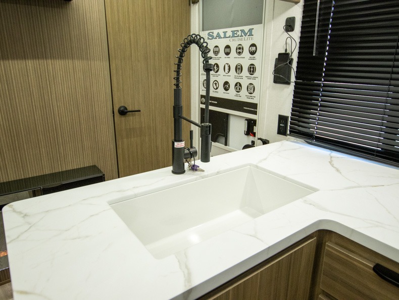 2026 Forest River Salem Cruise Lite 273QBXL, $ 0