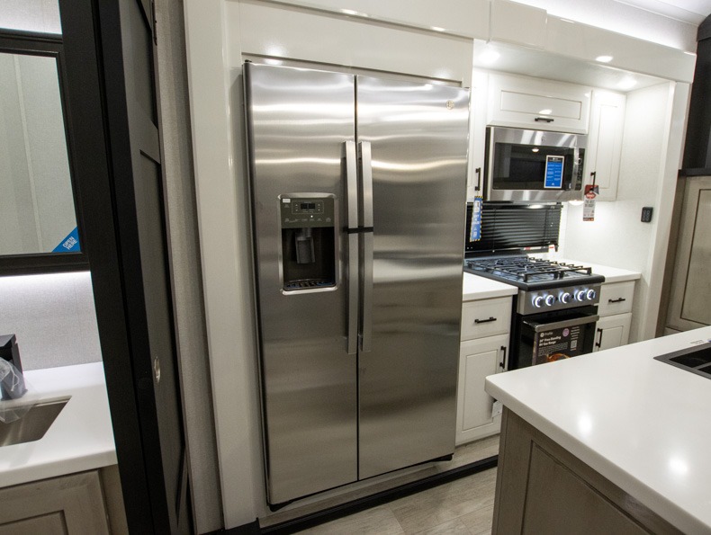 2026 Jayco Pinnacle 39FLOK, $ 0