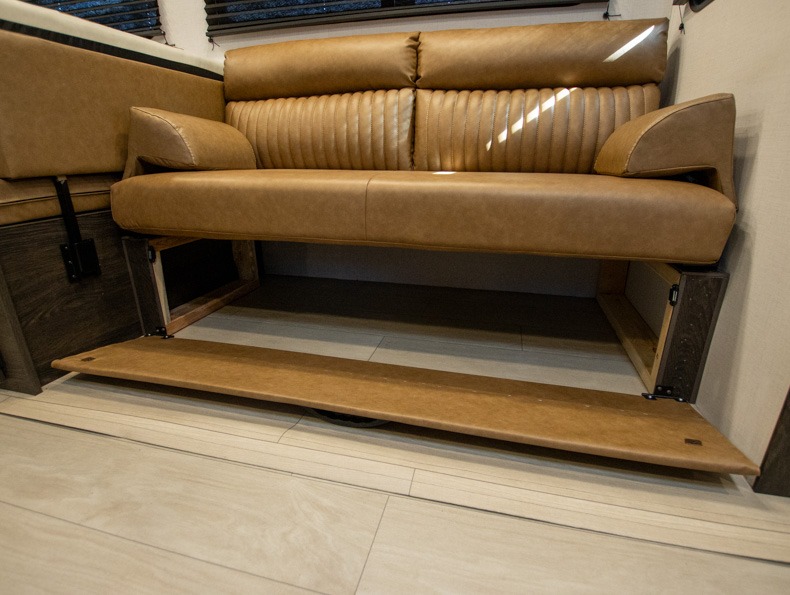 2026 CrossRoads Zinger 328SB, $ 0