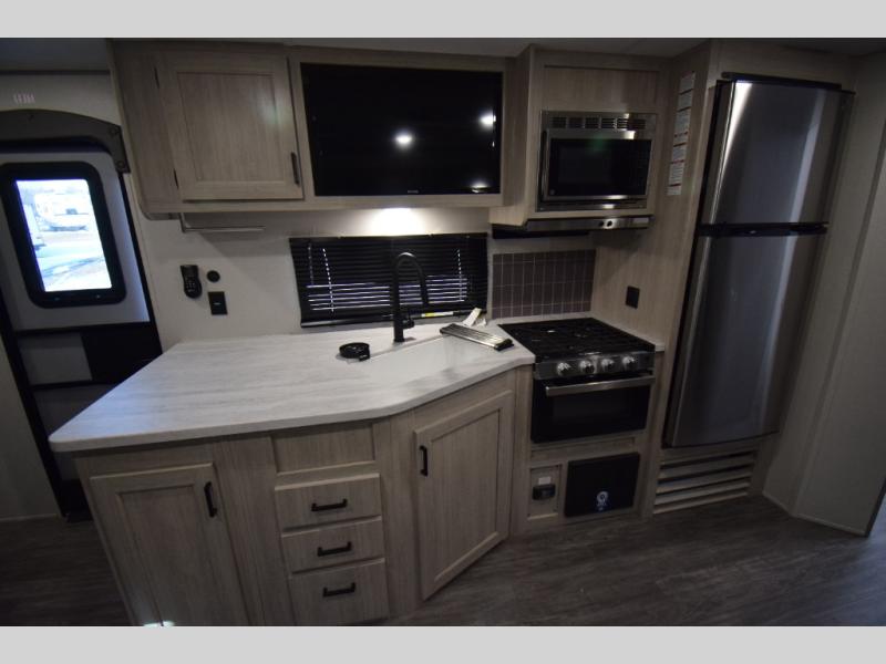 2025 Forest River Aurora 24RBS, $ 23,990