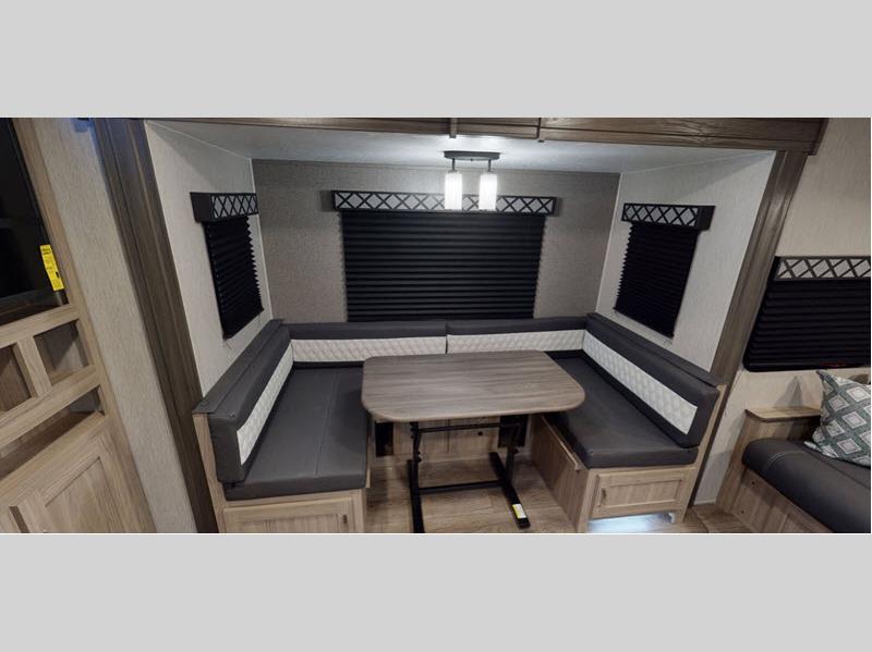 2021 Coachmen Freedom Express Ultra-Lite 248RBS, $ 0