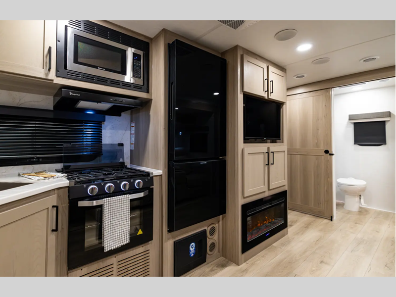 2026 Forest River Rockwood Ultra Lite 2606WS, $ 0