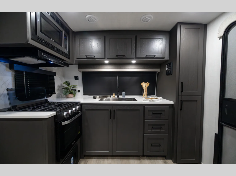 2026 Forest River Rockwood Ultra Lite 2619FK, $ 0