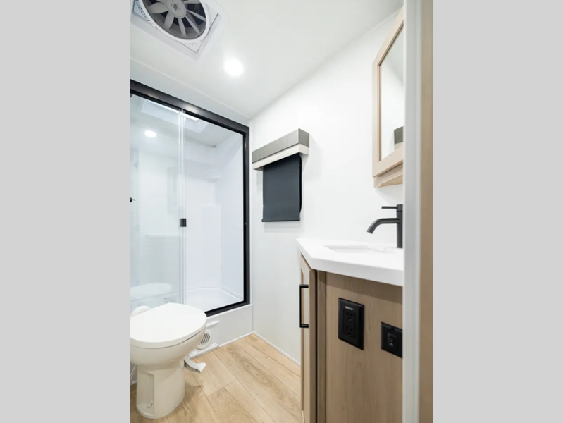 2026 Forest River Rockwood Ultra Lite 2706BH, $ 0