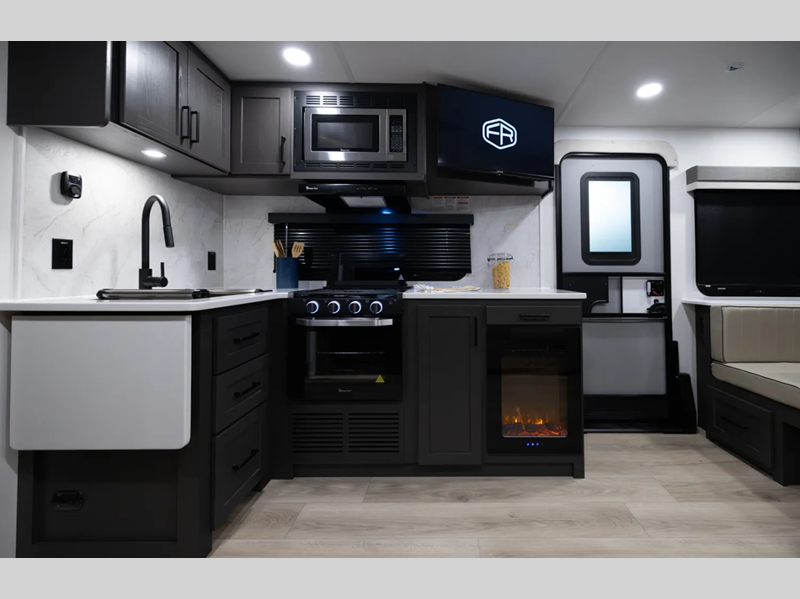 2026 Forest River Rockwood Ultra Lite 2618RD, $ 0