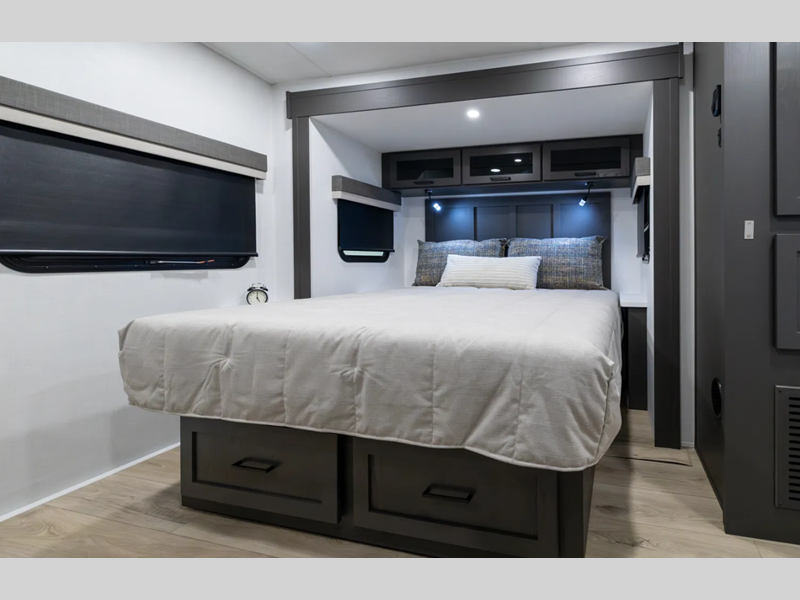 2026 Forest River Rockwood Ultra Lite 2619FK, $ 0