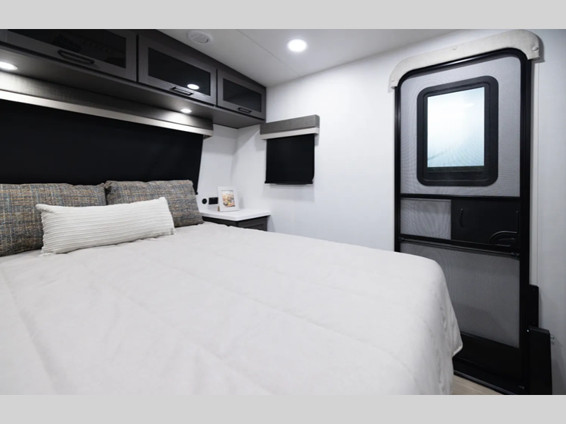 2026 Forest River Rockwood Ultra Lite 2618RD, $ 0