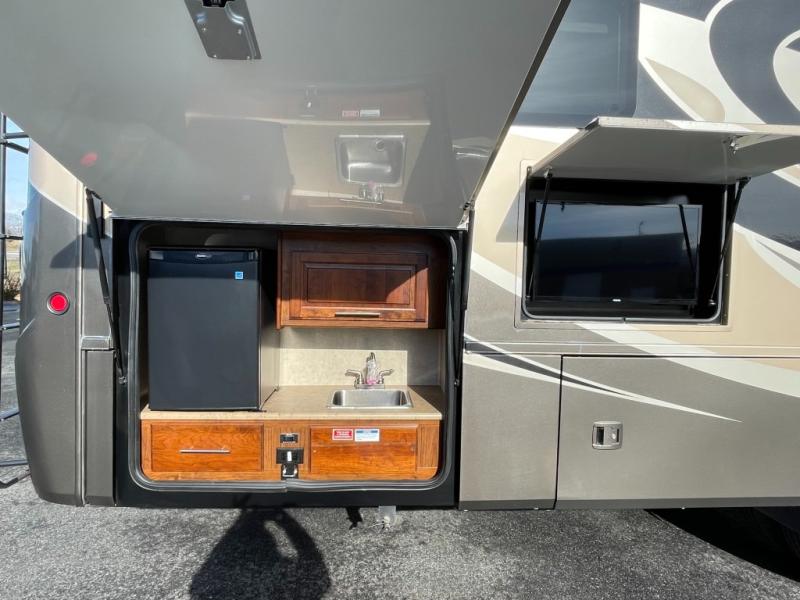 2017 Coachmen Mirada 37SB, $ 109,990