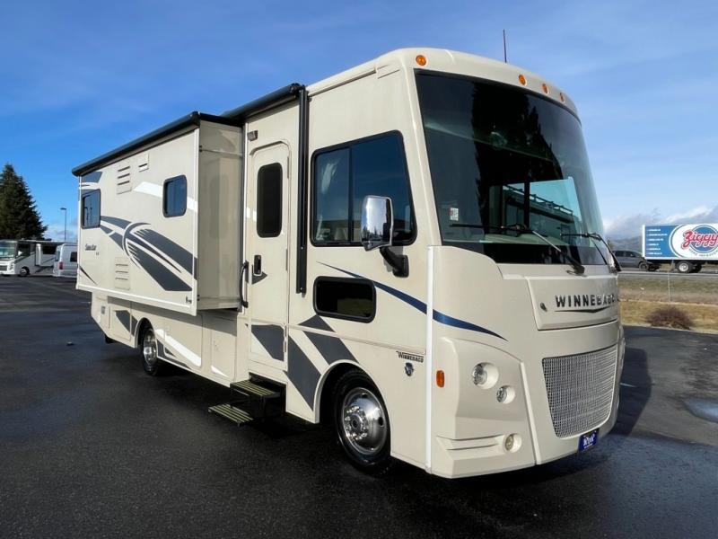 2017 Winnebago Vista LX 27N, $ 79,990