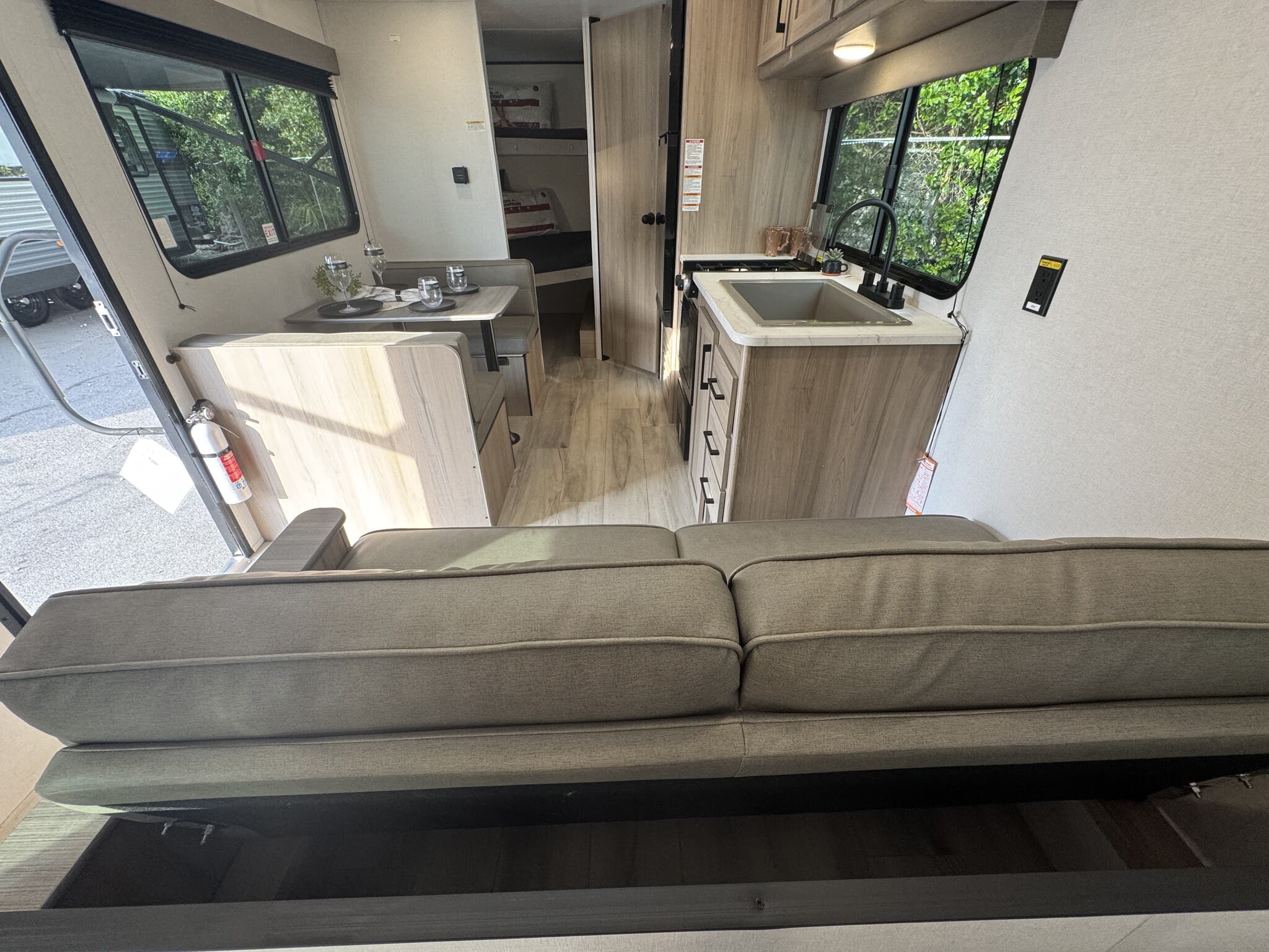 2025 Keystone Coleman 23B, $ 15,995