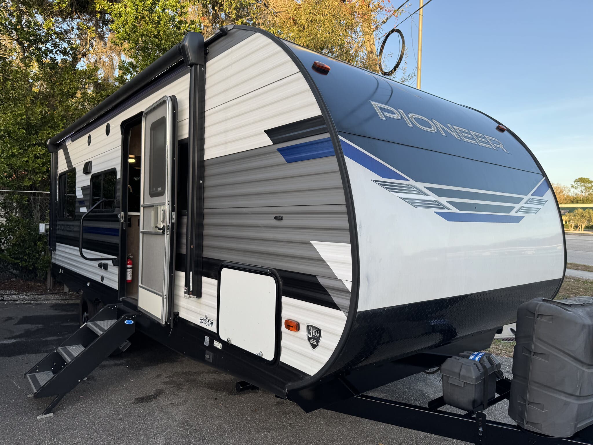 2021 Heartland Pioneer PI RD 210, $ 11,750