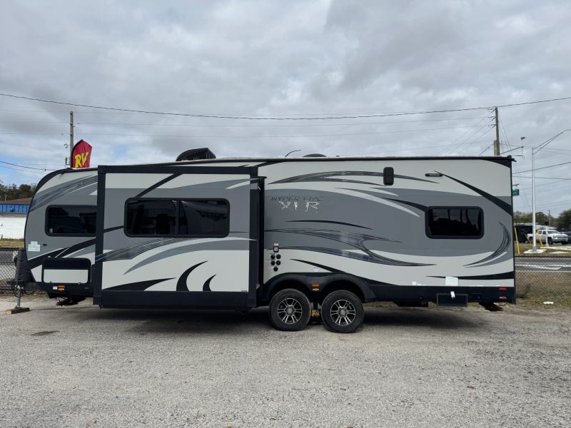 2017 Forest River XLR Hyper Lite Toy Hauler, $ 14,900