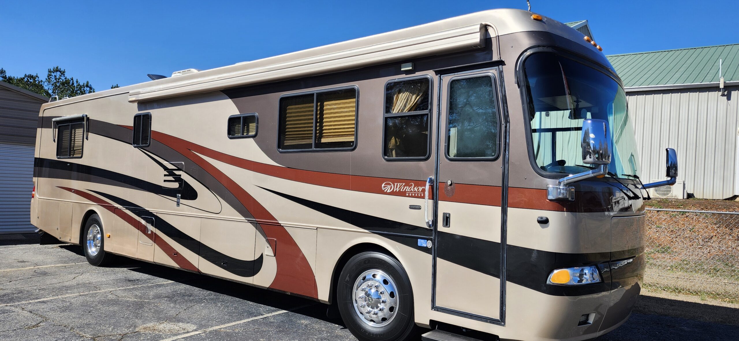 2002 Monaco® windsor, $ 0