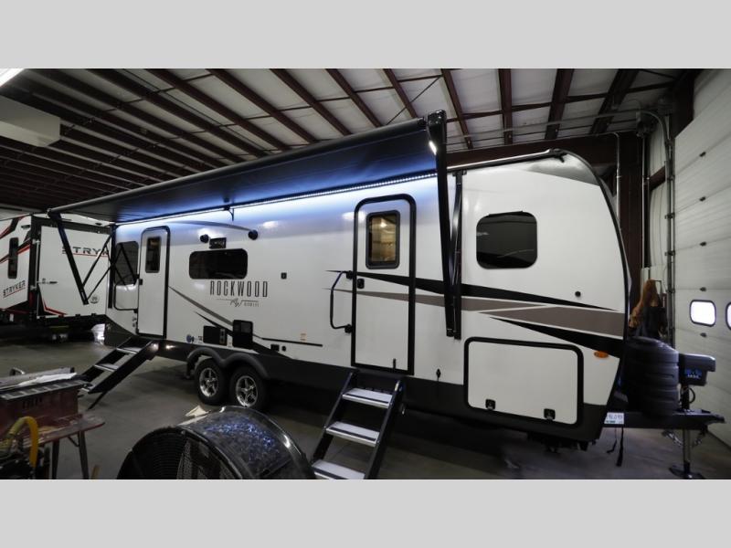 2025 Forest River Rockwood Ultra Lite 2618RD, $ 59,745