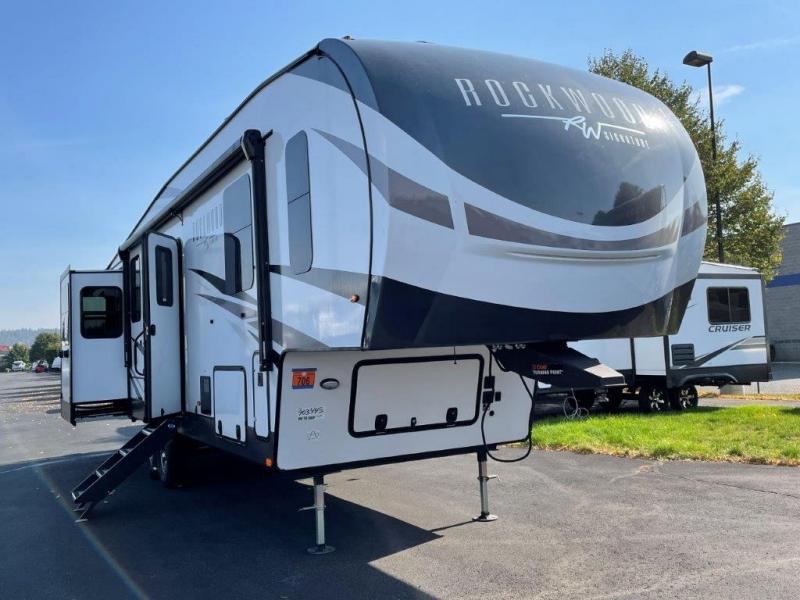 2023 Forest River Rockwood Signature FW 2898BS, $ 64,990