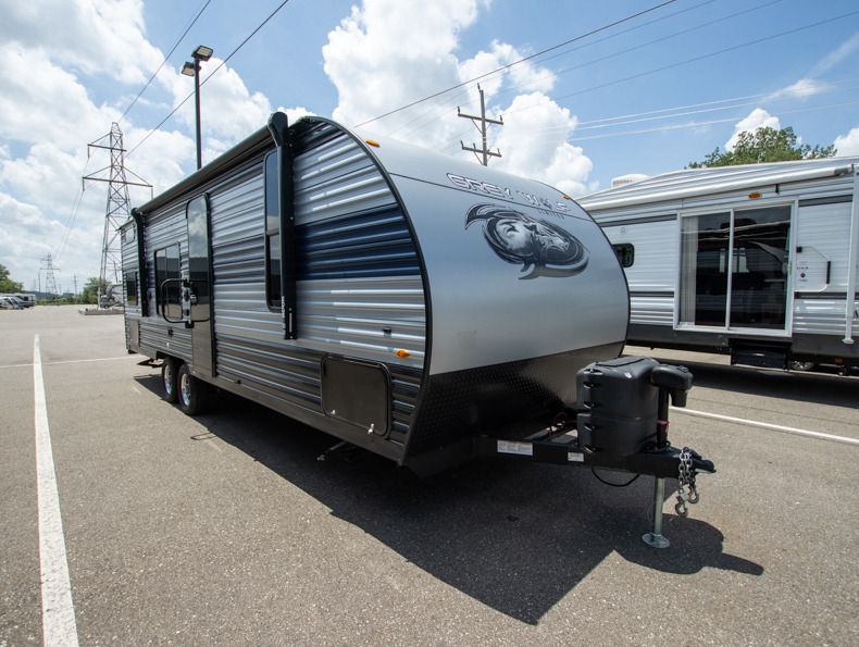 2022 Forest River Cherokee Grey Wolf 26DJSE, $ 0