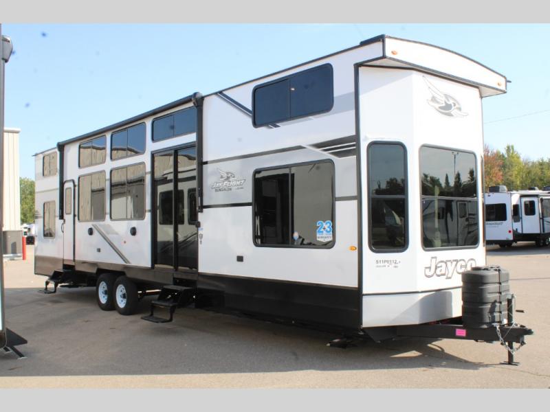 2025 Jayco Jay Flight Bungalow JayLoft, $ 55,999