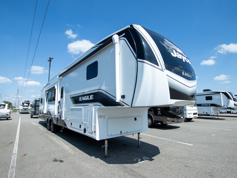 2026 Jayco Eagle 360DBOK, $ 108,204