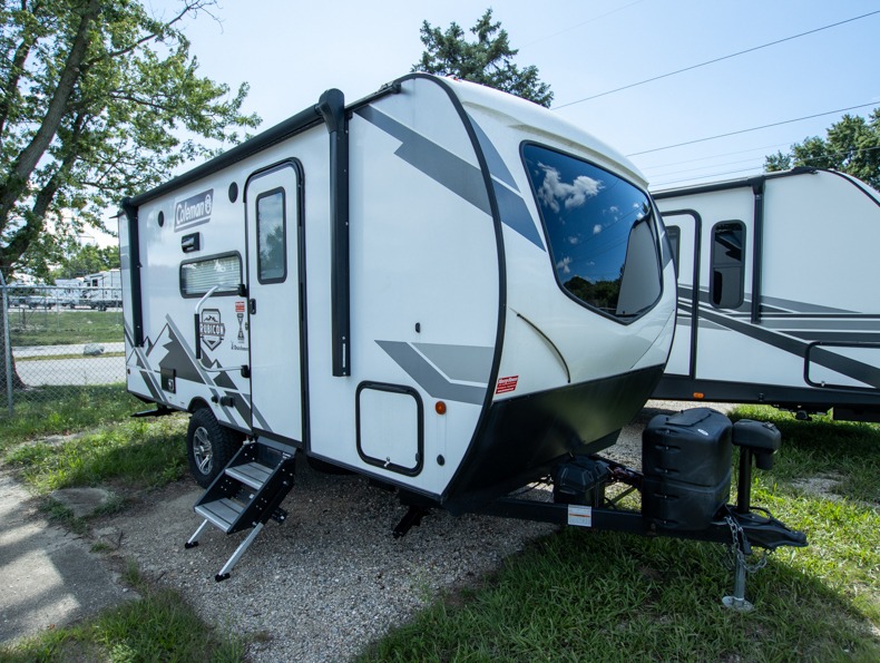 2022 Dutchmen Coleman Rubicon 1628BH, $ 0