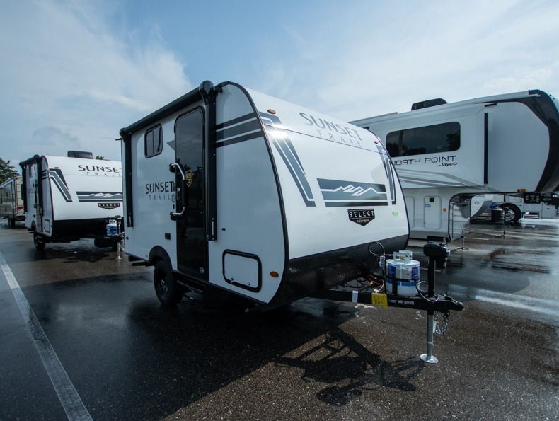 2026 CrossRoads Sunset Trail Select SS13BHS, $ 20,097