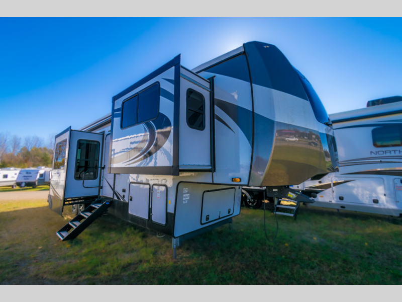 2022 Forest River Sandpiper Luxury 391FLRB, $ 65,999