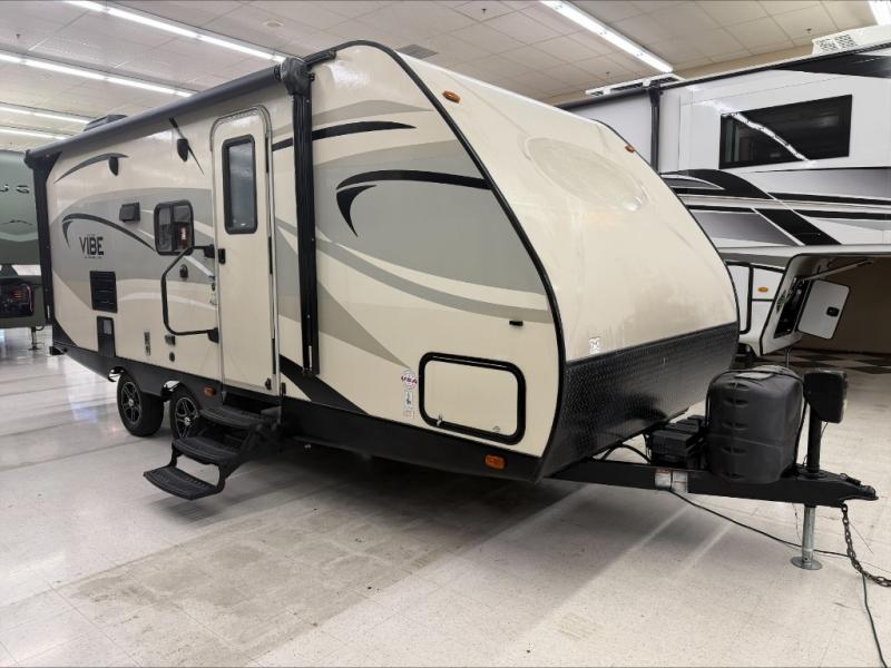 2016 Forest River Vibe 21FBS, $ 18,990