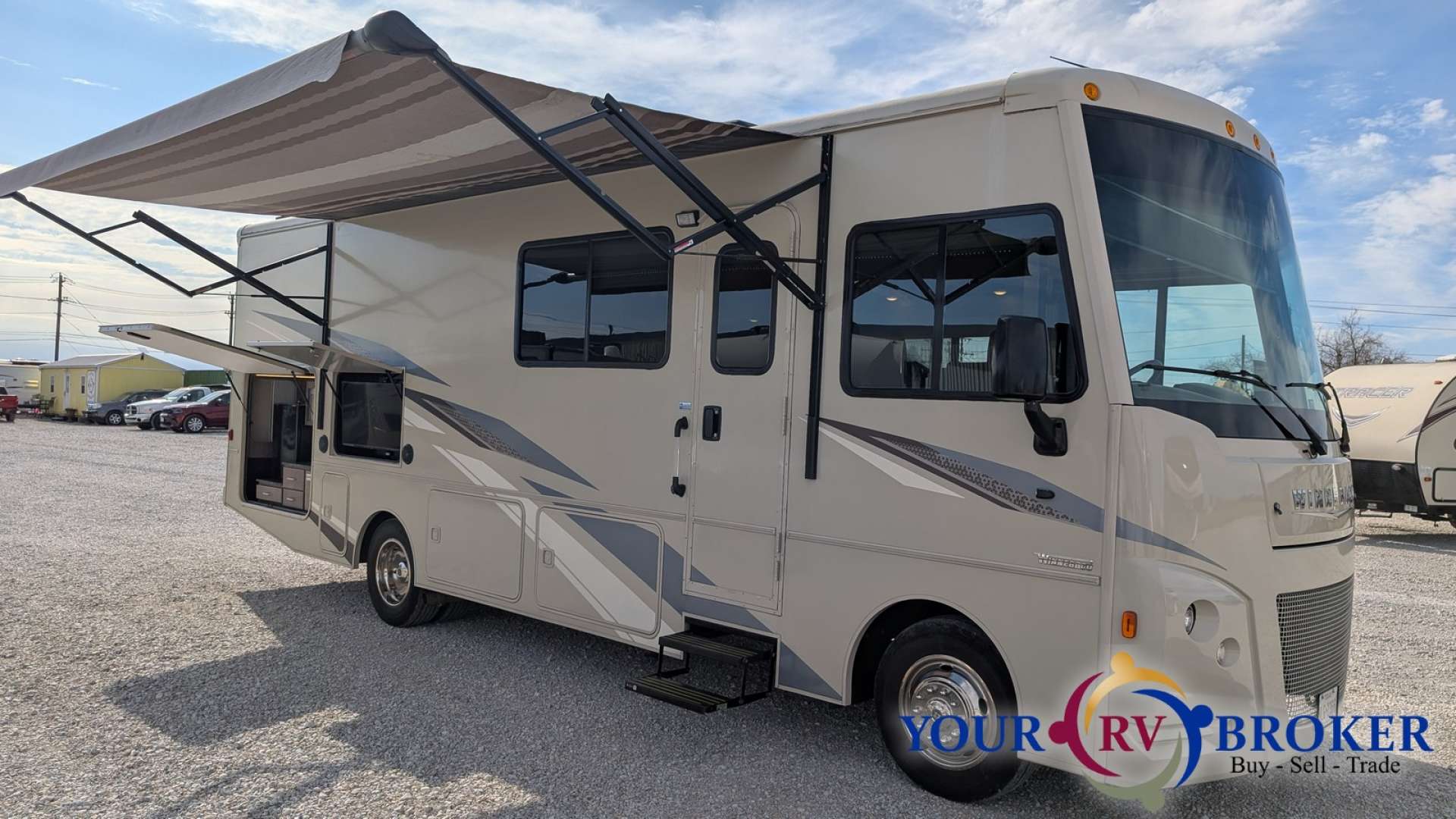 2022 Winnebago Sunstar 29V, $ 89,900