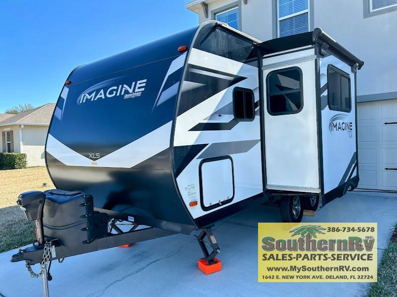 2022 Grand Design Imagine XLS 17MKE, $ 17,500