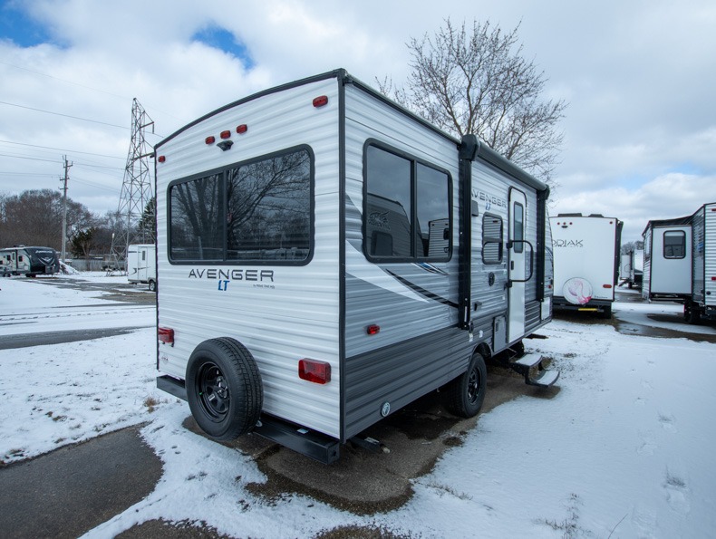 2021 Prime Time Manufacturing Avenger LT 16RD, $ 0