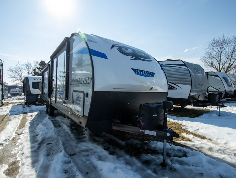 2020 Forest River Cherokee Alpha Wolf 26RL-L, $ 0