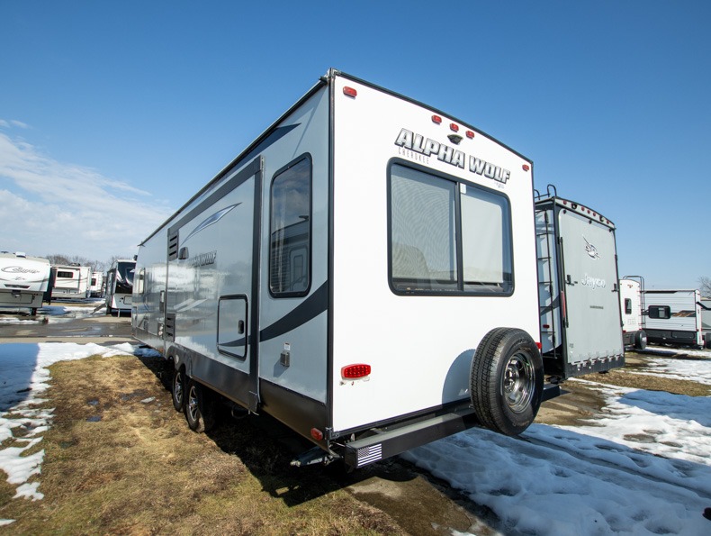 2020 Forest River Cherokee Alpha Wolf 26RL-L, $ 0